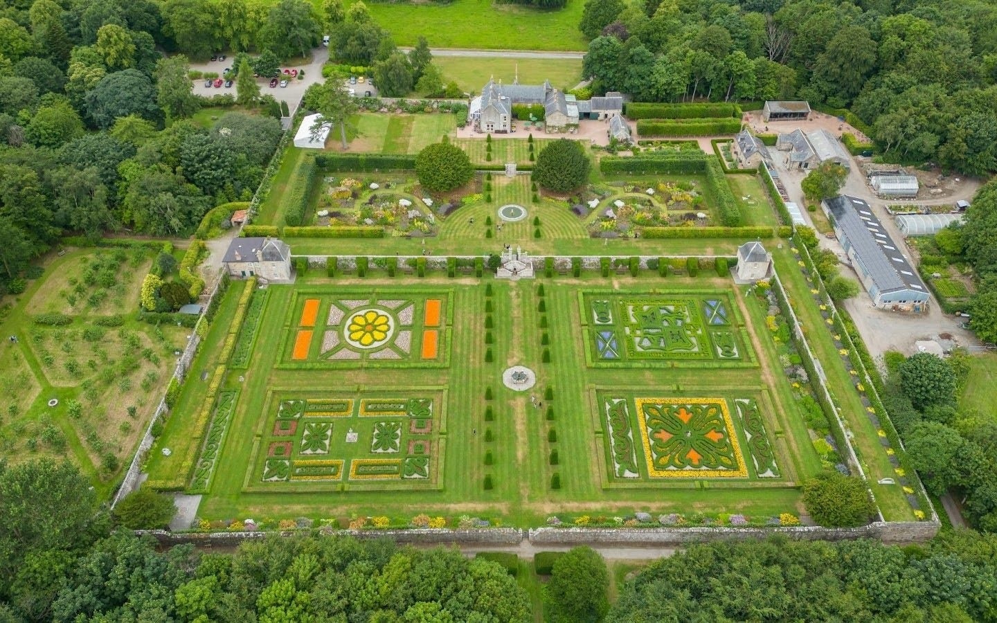 Pitmedden gardens