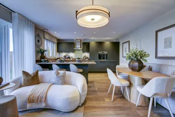 The Paddock Lomond Kitchen Family 2